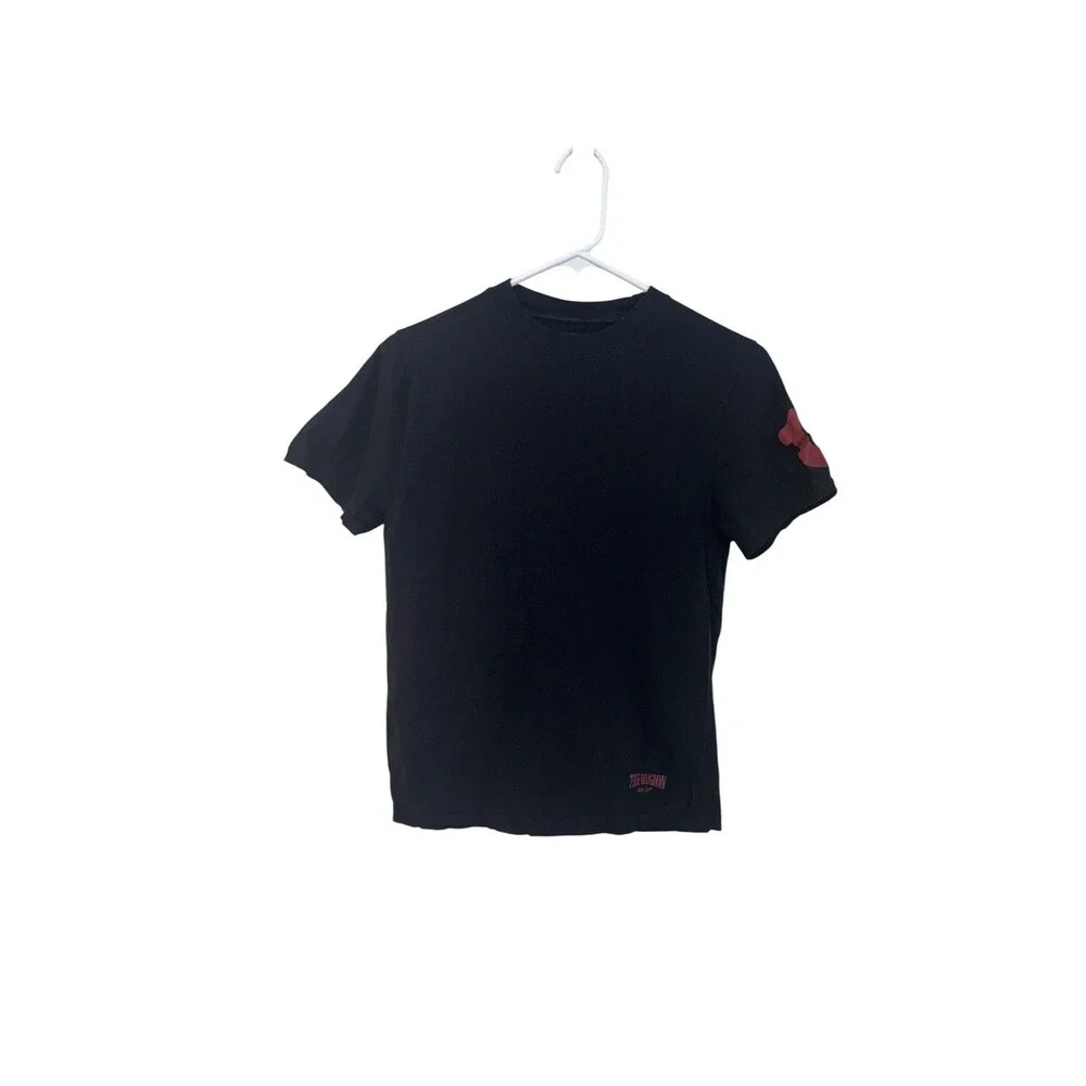 8 Men’s Assorted Apparel: True Religion Tees [4]& Wonderwear Boxers[4]